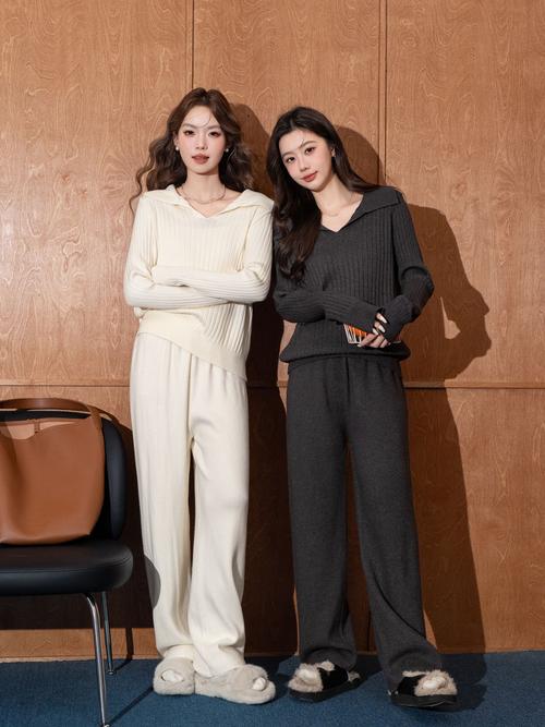 2025冬天女装套装，流行趋势怎么选？-图2