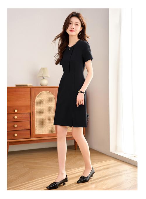 2025夏新款职业女装亮点有哪些？-图1