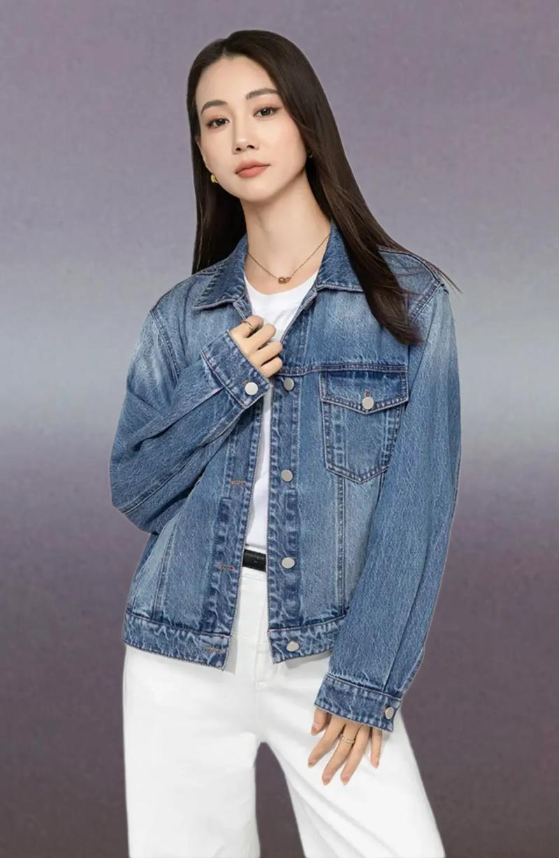 2025牛仔女装新款有哪些潮流看点？-图1