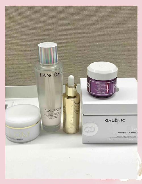 22岁护肤怎么选?基础保湿还是抗初老?-图3 22岁护肤怎么选?基础保湿还是抗初老?-图3