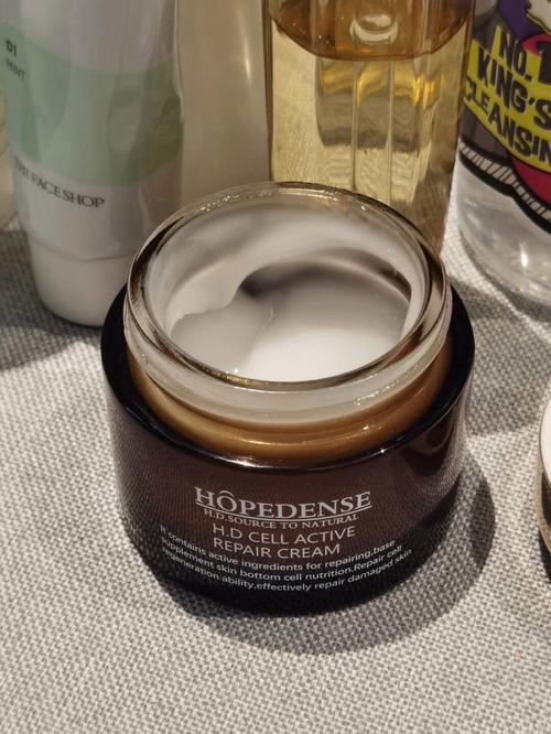 花印祛痘凝露用后痘痘为何变多？-图1