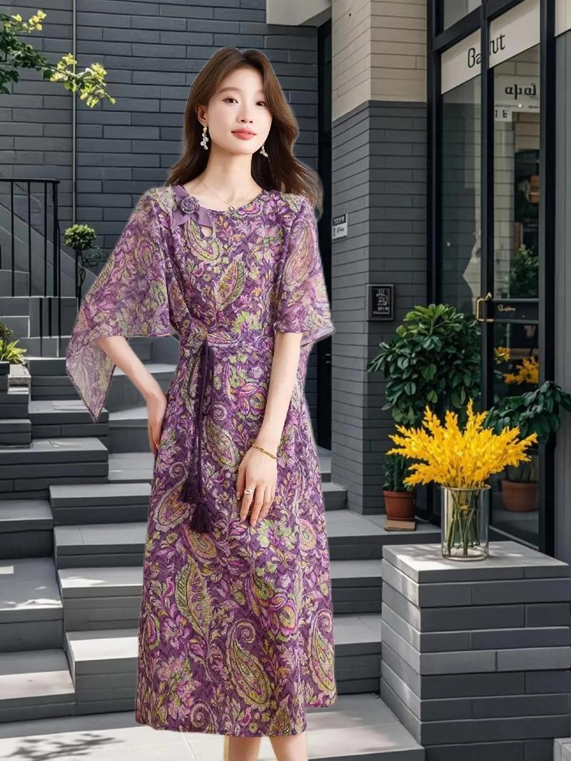 欧洲站2025新款女装，有哪些亮点值得关注？-图3