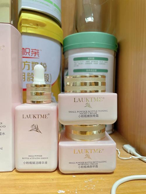 26岁护肤选什么？抗初老还是基础保湿？-图3