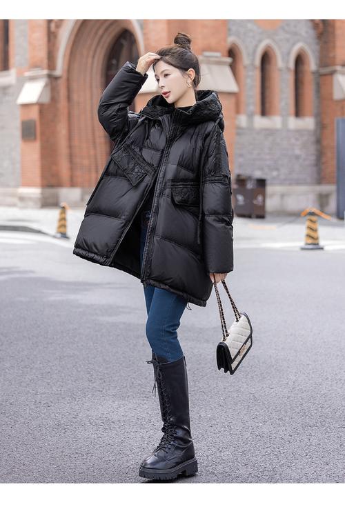 2025冬装中长款女装，主打什么风格？-图3