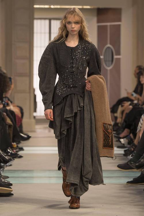 LV 2025女装款上新了吗？有哪些设计亮点？-图2