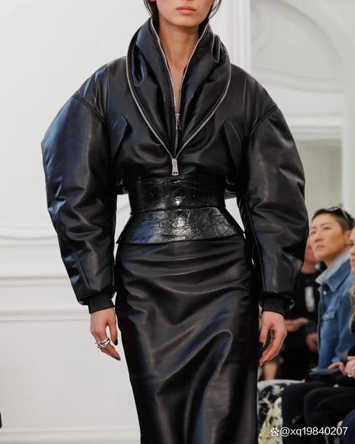 纪梵希2025早秋女装-图2