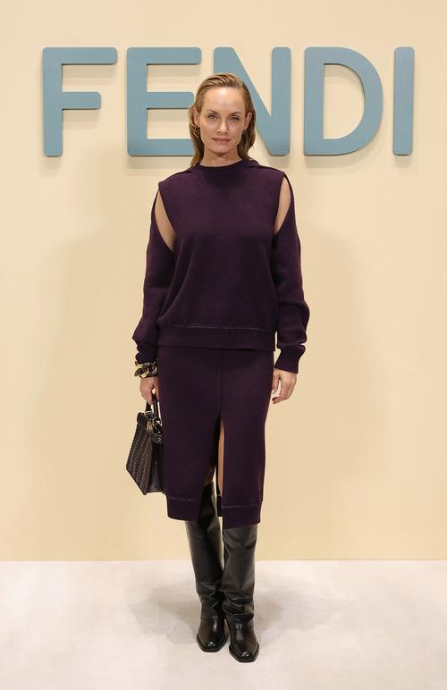 秋季Fendi女装新款有哪些亮点？-图2