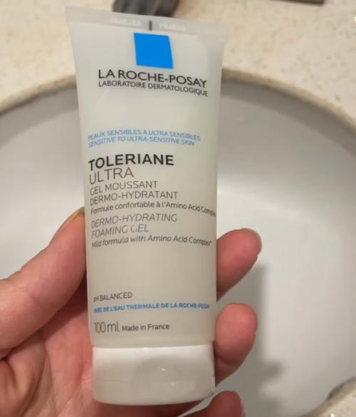 理肤泉祛痘洗面奶哲理-图1