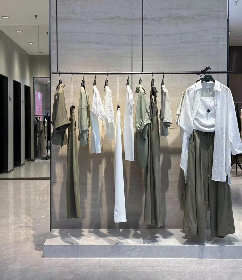 圣迪奥2025新款女装，有哪些亮点值得期待？-图2