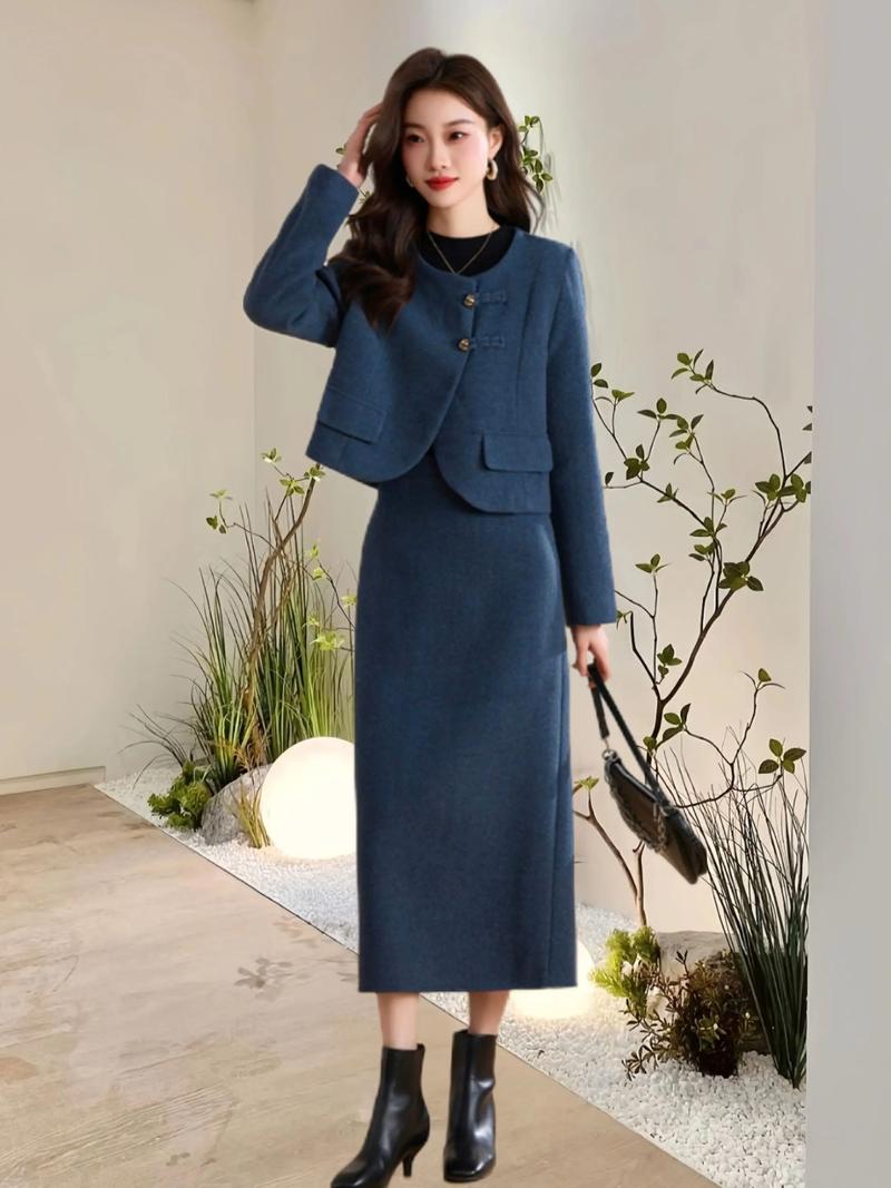 2025新款羊毛呢女装，哪些设计更值得入手？-图3
