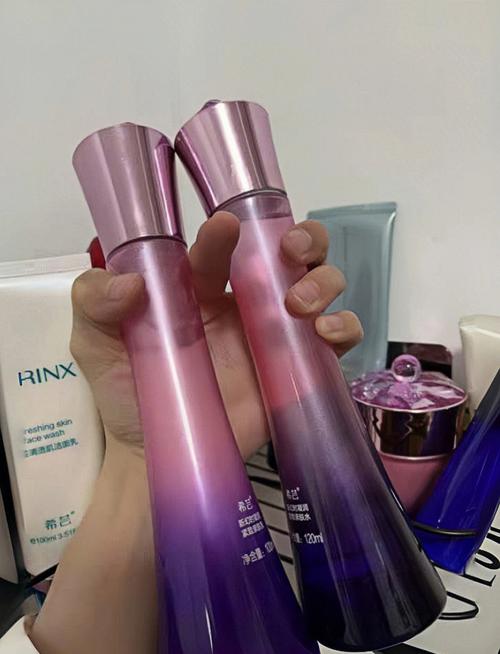 25岁护肤套装怎么选?关键看哪些成分?-图3 25岁护肤套装怎么选?关键看哪些成分?-图3