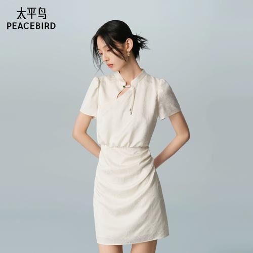 太平鸟女装2025新款有哪些亮点?-图1 太平鸟女装2025新款有哪些亮点?-图1