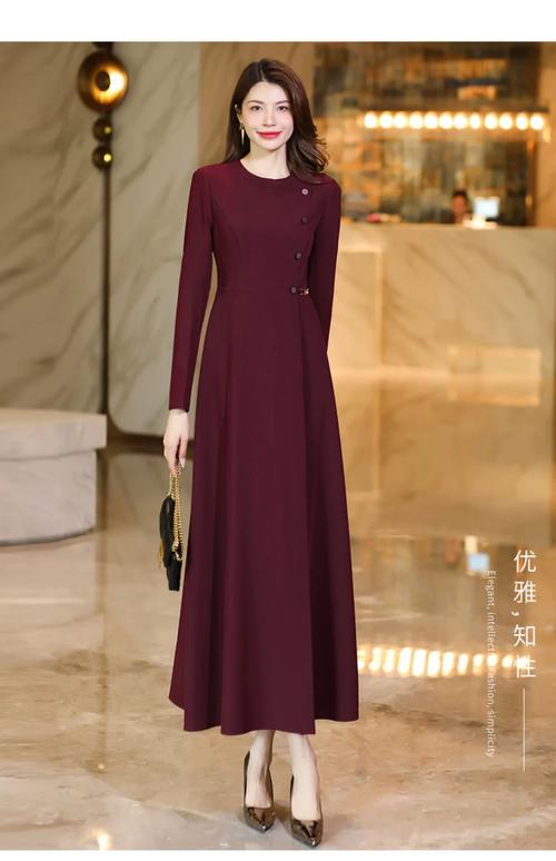 长款时尚女装有哪些流行款式？-图2