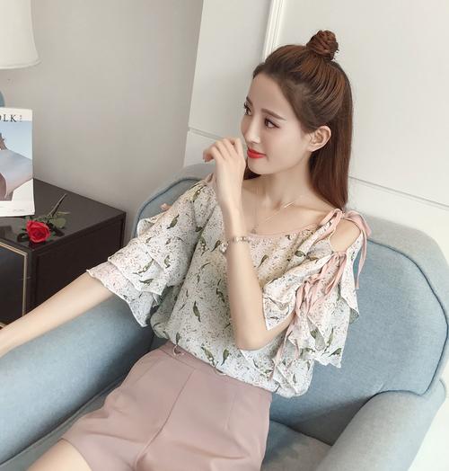 韩版女装短袖雪纺新款,新款具体有哪些亮点?-图2 韩版女装短袖雪纺新款,新款具体有哪些亮点?-图2