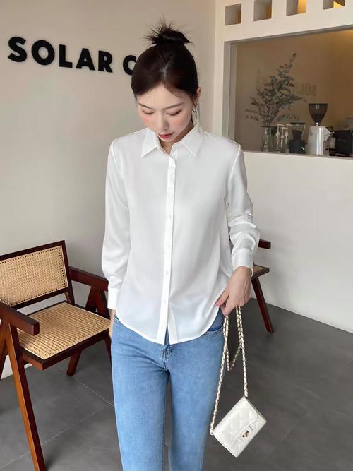 女装上衣雪纺宽松衬衫怎么选才显瘦?-图1 女装上衣雪纺宽松衬衫怎么选才显瘦?-图1