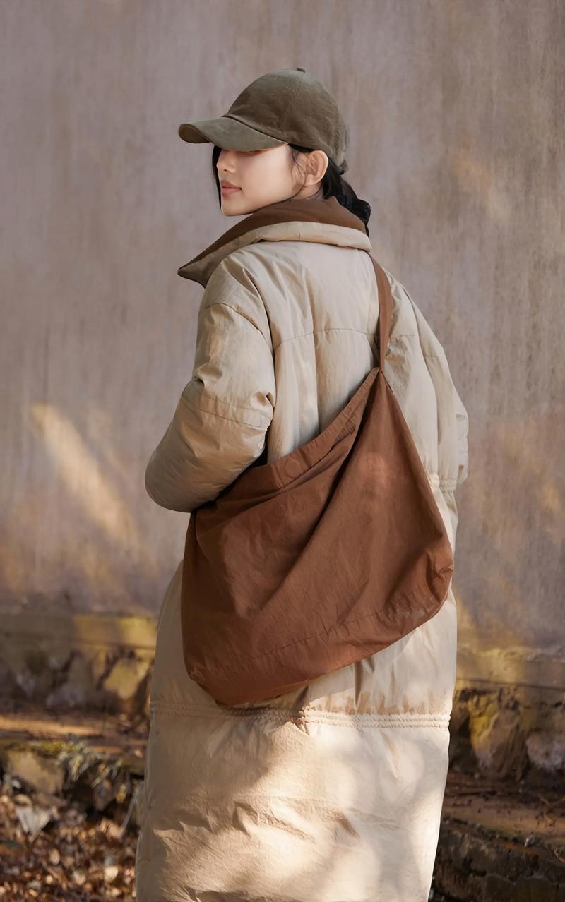 冬天女装长款羽绒服选哪款更保暖？-图1