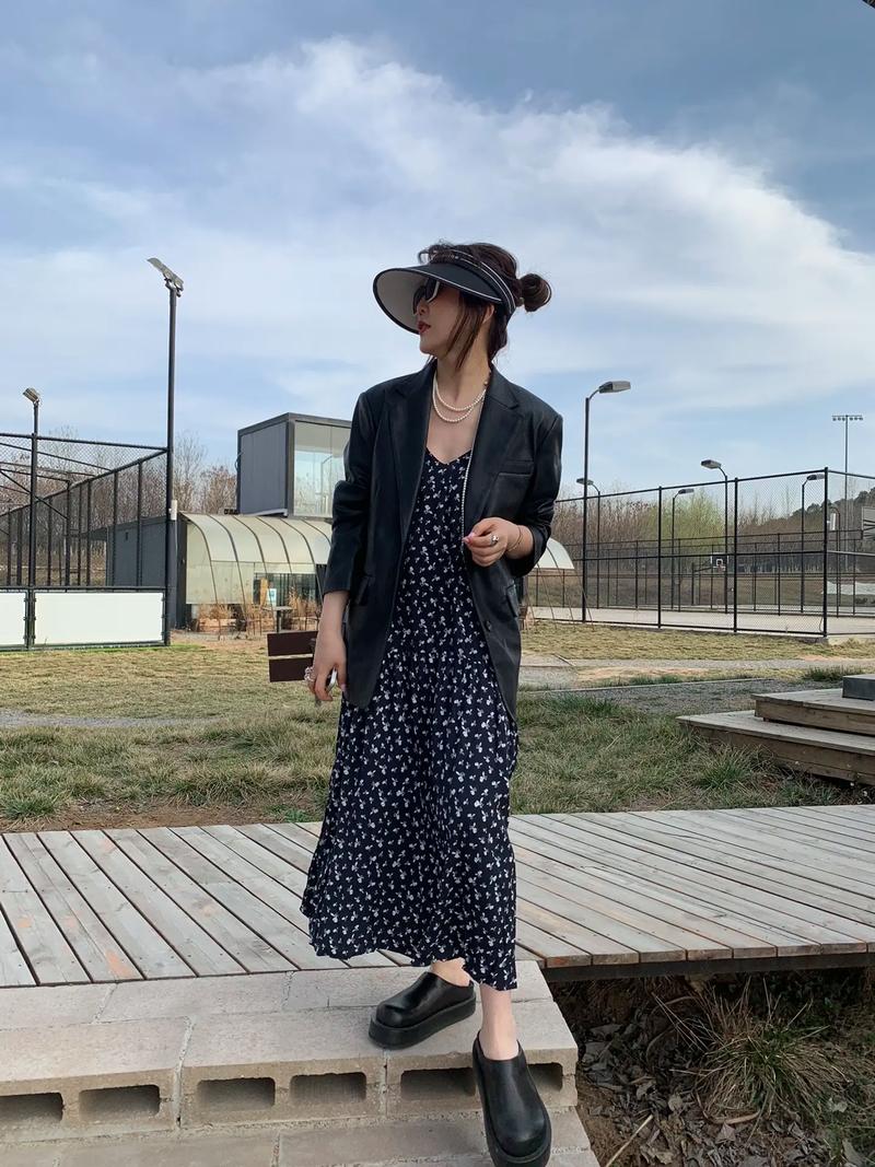 范ing欧韩时尚女装,如何融合欧韩风格?-图3 范ing欧韩时尚女装,如何融合欧韩风格?-图3