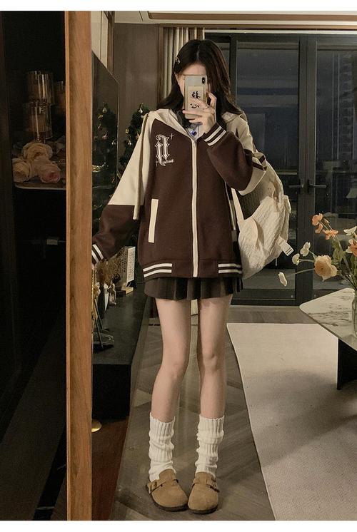 高中生春夏季女装外套怎么选？-图2