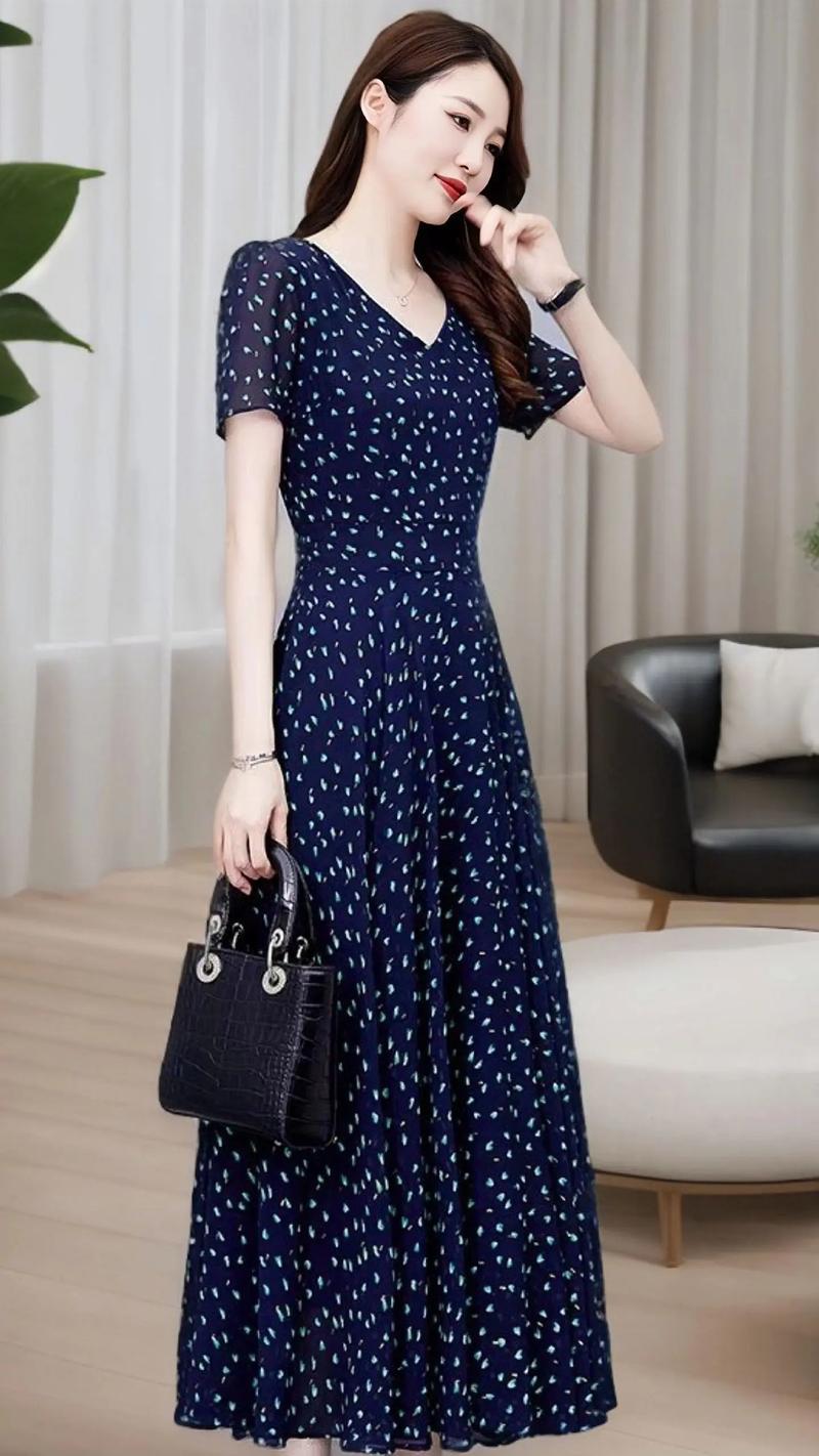 夏天穿什么连衣裙子好看又凉快?-图1 夏天穿什么连衣裙子好看又凉快?-图1