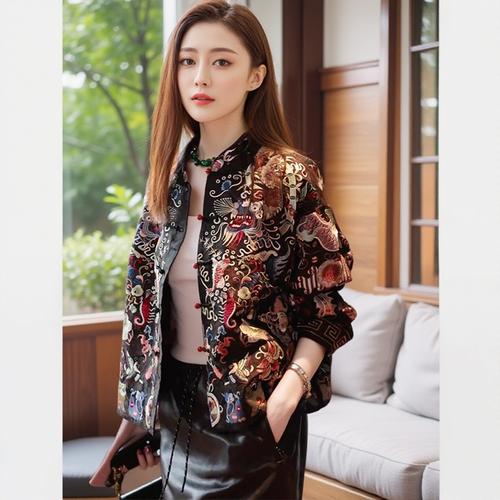 秋款女装外套有哪些流行款？-图3