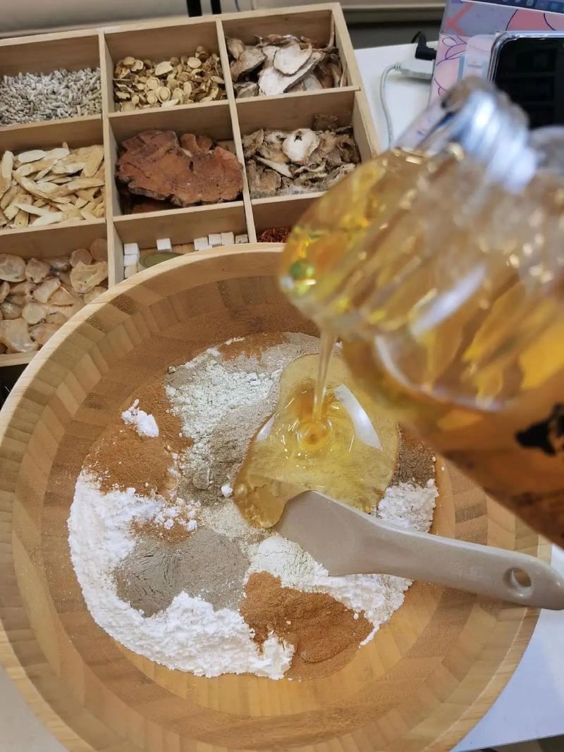 自制中药祛痘面膜安全有效吗?-图3 自制中药祛痘面膜安全有效吗?-图3