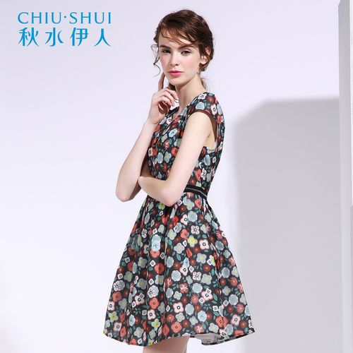 秋水伊人新款夏装，设计亮点何在？-图3