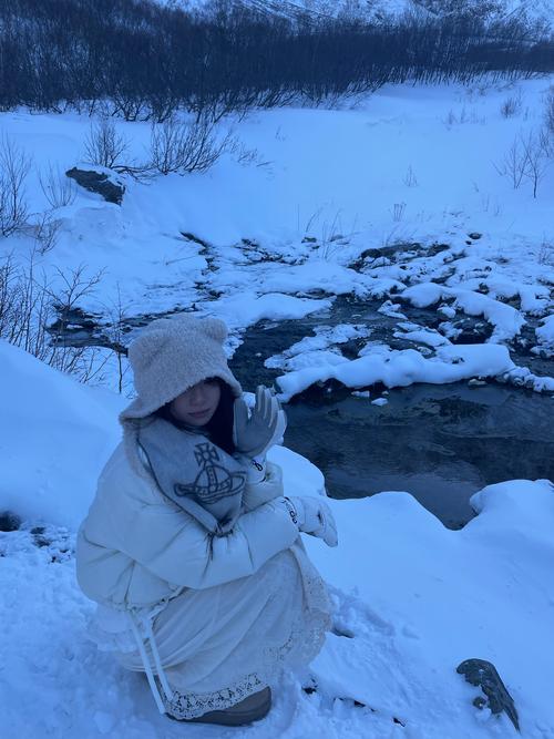 东北雪天女装怎么穿才保暖又时髦?-图1 东北雪天女装怎么穿才保暖又时髦?-图1