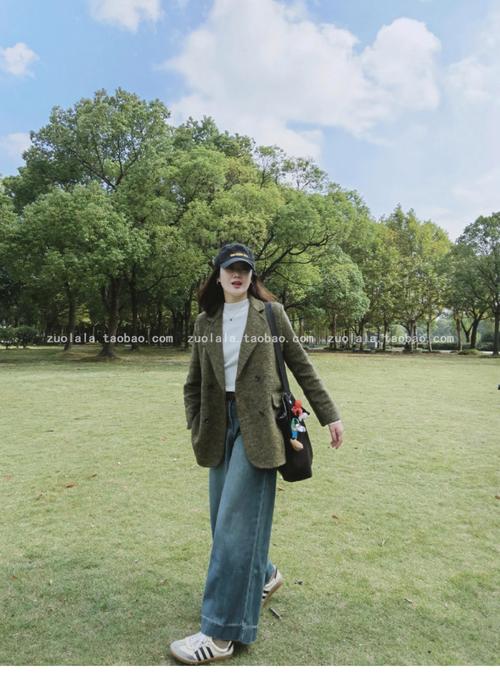 秋日外套搭什么显瘦又时髦？-图1