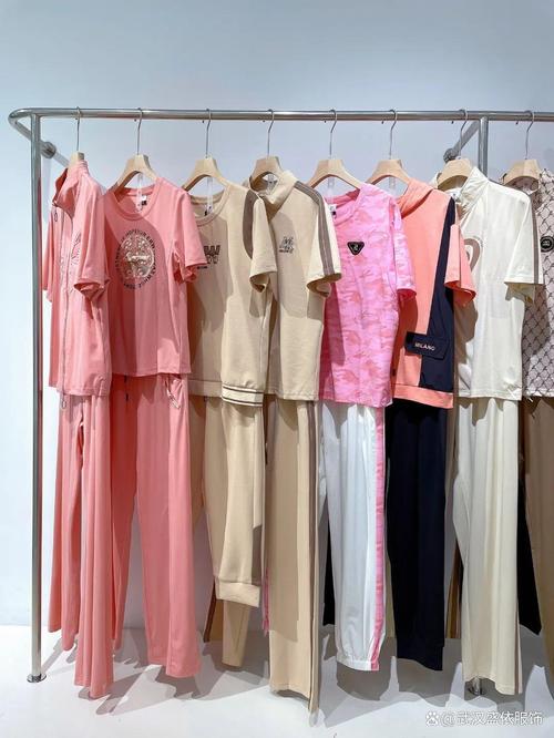 休闲度假女装品牌，如何打造独特风格？-图2