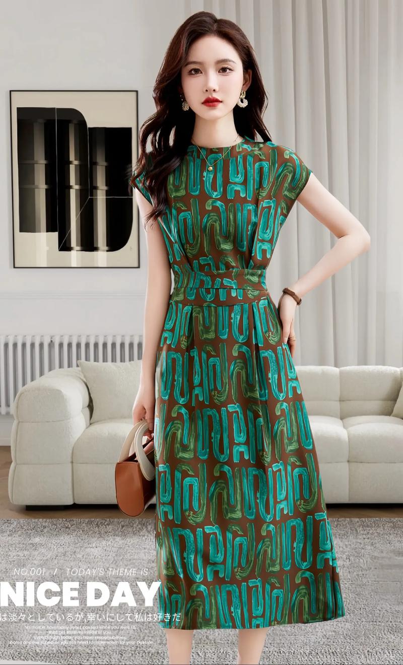 和太女装新款有何独特设计？-图2