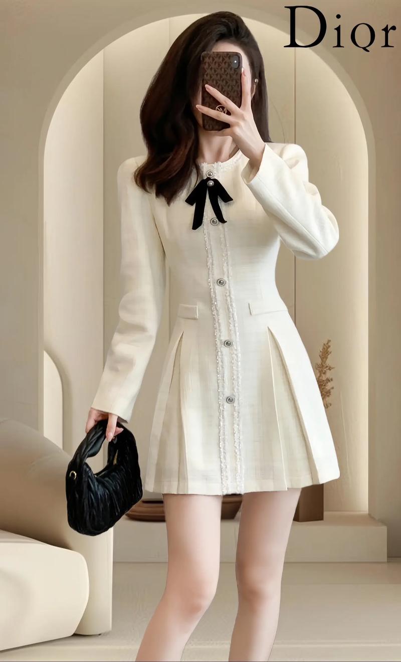 甜美风格的中高端女装-图1