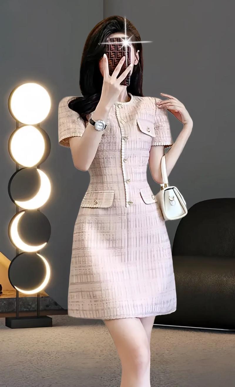 甜美风格的中高端女装-图2