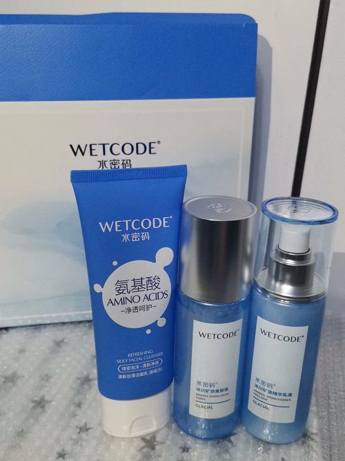 水补水能祛痘吗?-图2 水补水能祛痘吗?-图2