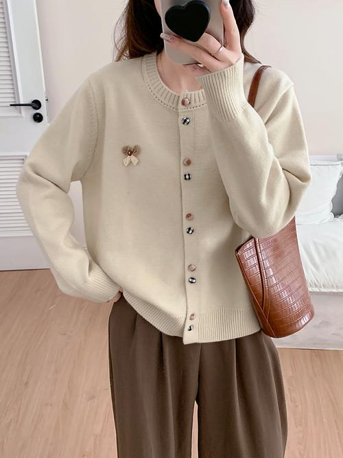 2025女装外套流行趋势有哪些？-图1