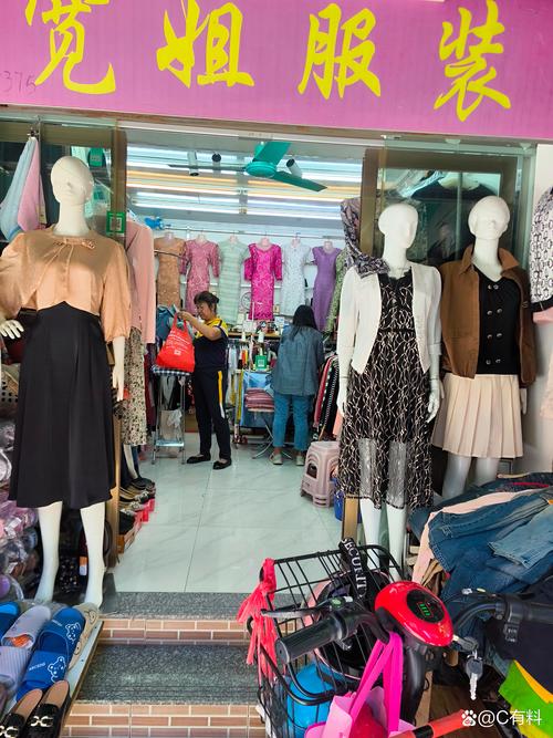 蘑菇街女装首页图片有何设计巧思?-图1 蘑菇街女装首页图片有何设计巧思?-图1