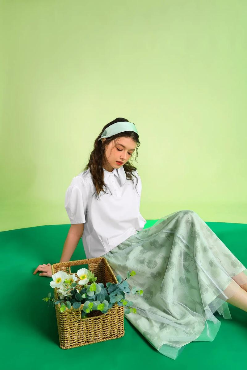 休闲文艺女装设计元素有哪些关键点？-图2