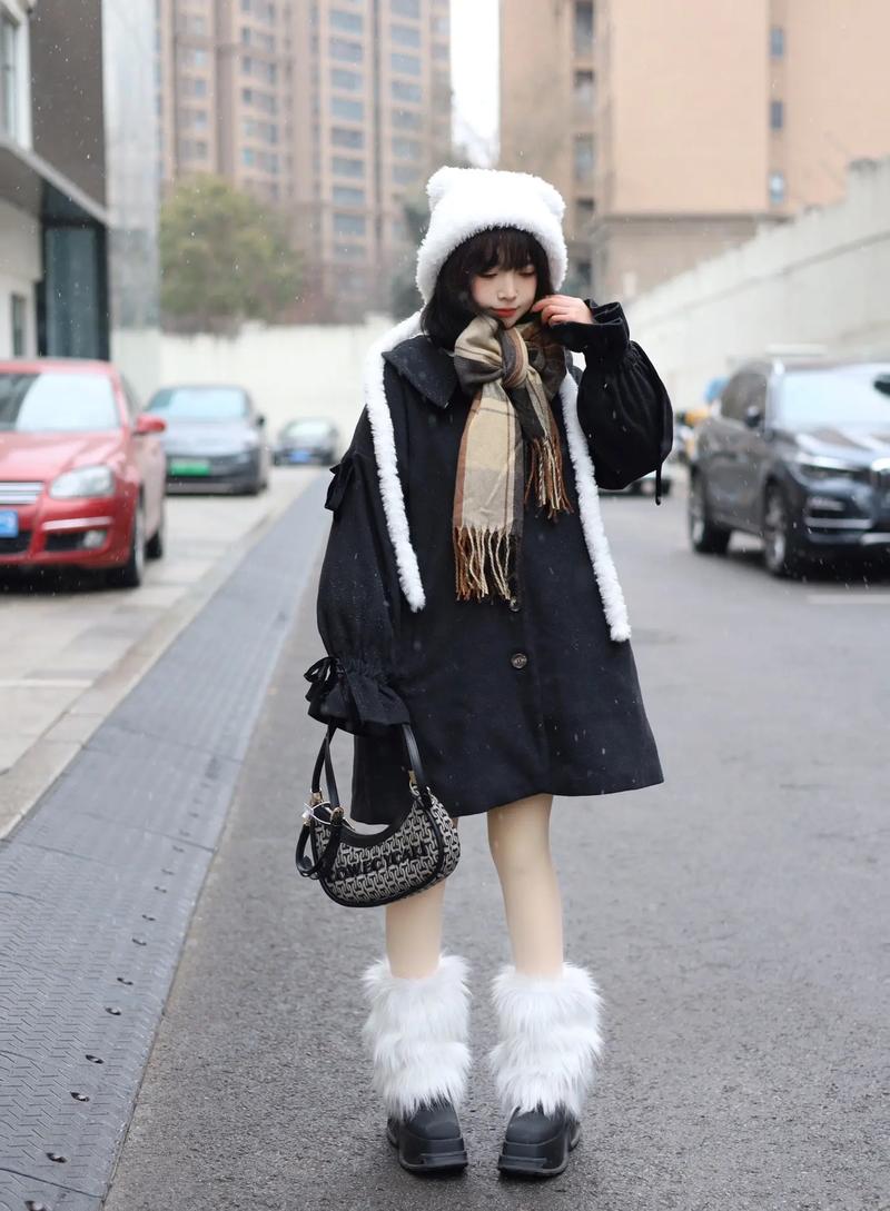 甜美女装冬季怎么搭好看？-图1