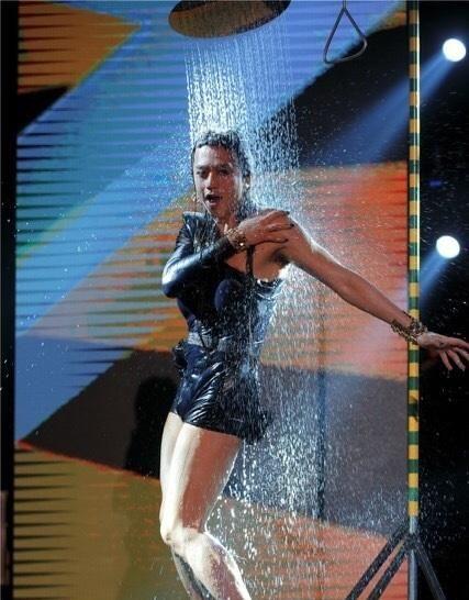 邓超女装图片大全，为何引发热议？-图2