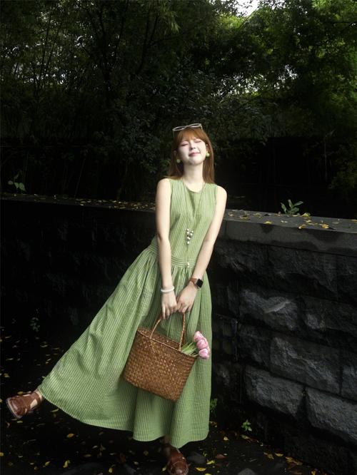 2025森女系女装会流行哪些新元素?-图2 2025森女系女装会流行哪些新元素?-图2