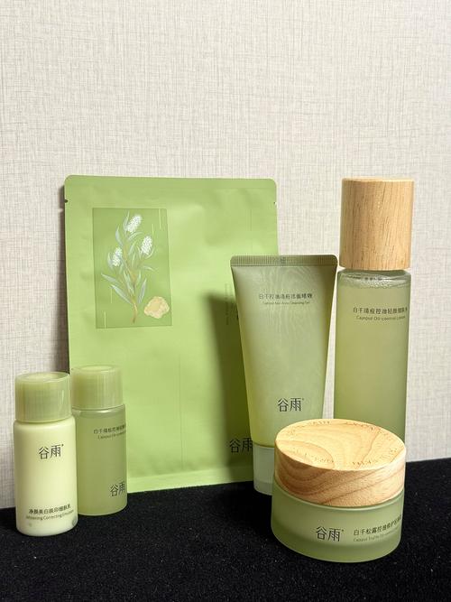 秋季用什么样的护肤品-图2 秋季用什么样的护肤品-图2