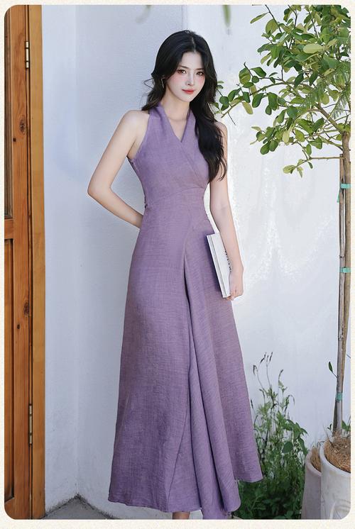 2025女装长裙流行趋势？-图2