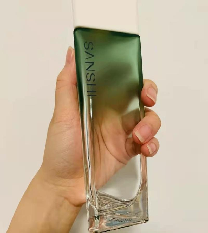 油皮护肤品怎么选才最合适？-图1