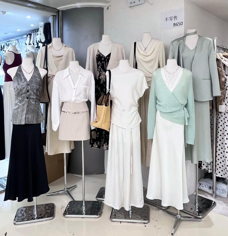 这些女装搭配图，怎么搭才好看？-图2