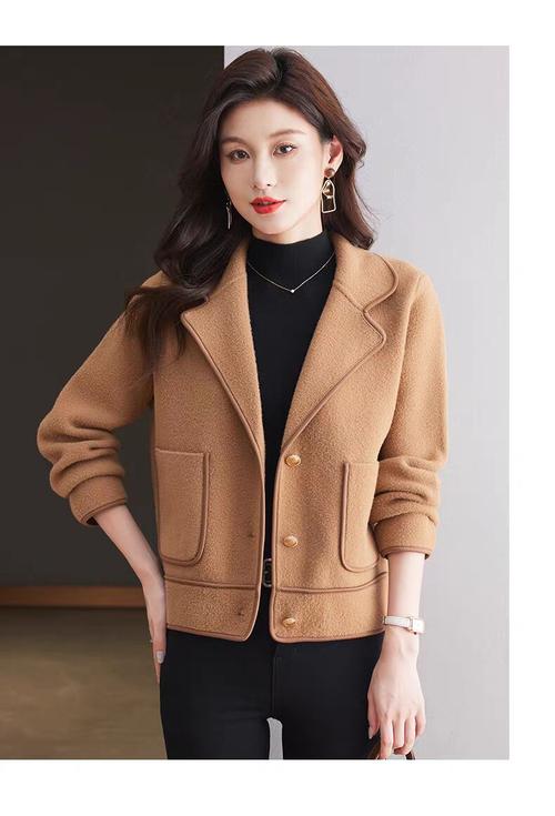 秋冬新款女装上衣外套，怎么选才好看又保暖？-图2