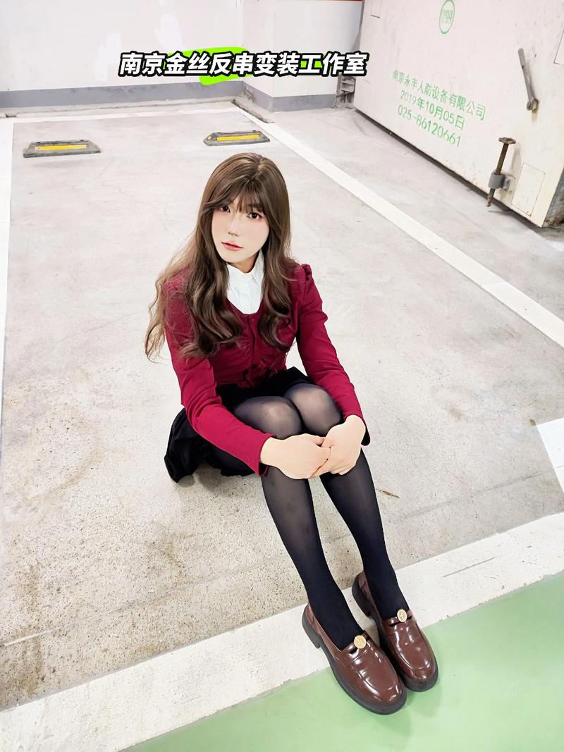 韩国男子组合为何热衷扮女装?-图3 韩国男子组合为何热衷扮女装?-图3