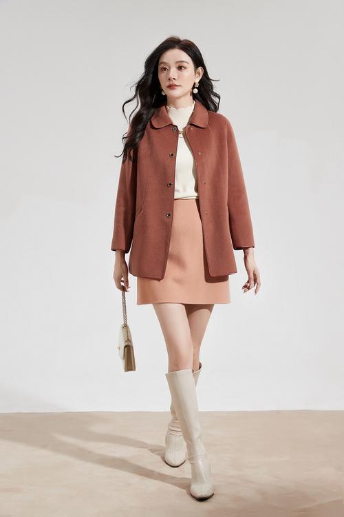 秋冬新款高档女装，新款设计有何独特之处？-图2