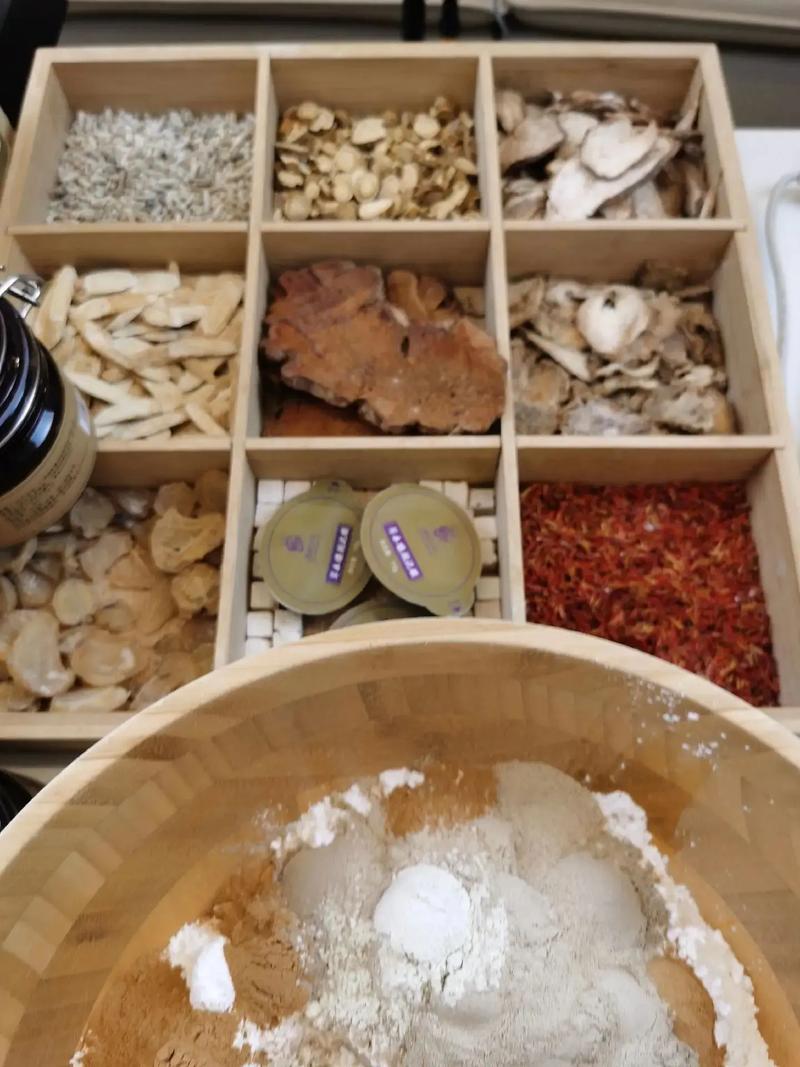 纯DIY中药祛痘面膜，真的能祛痘吗？-图2