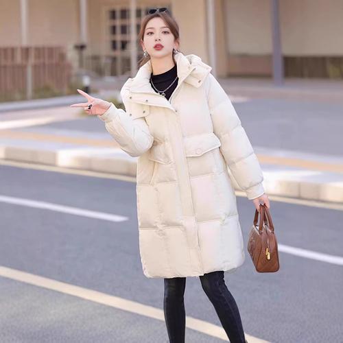 今年冬装女装流行款式有哪些?-图3 今年冬装女装流行款式有哪些?-图3