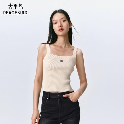 太平鸟女装夏装上衣怎么选?-图1 太平鸟女装夏装上衣怎么选?-图1