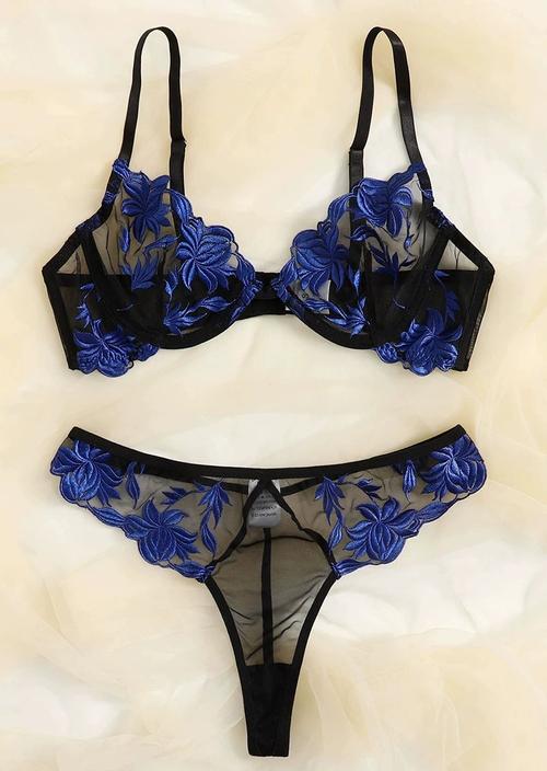 透视装为何能看到胸罩？设计还是失误？-图3